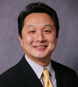Dr. Martin Ahn headshot